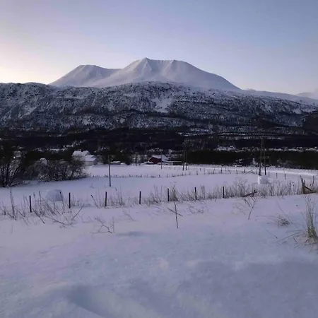 Karnes بيت للعطل