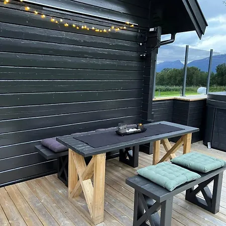 بيت للعطل Karnes *