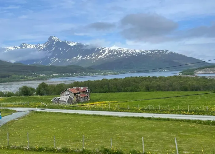 Дом отдыха Karnes Oksvik